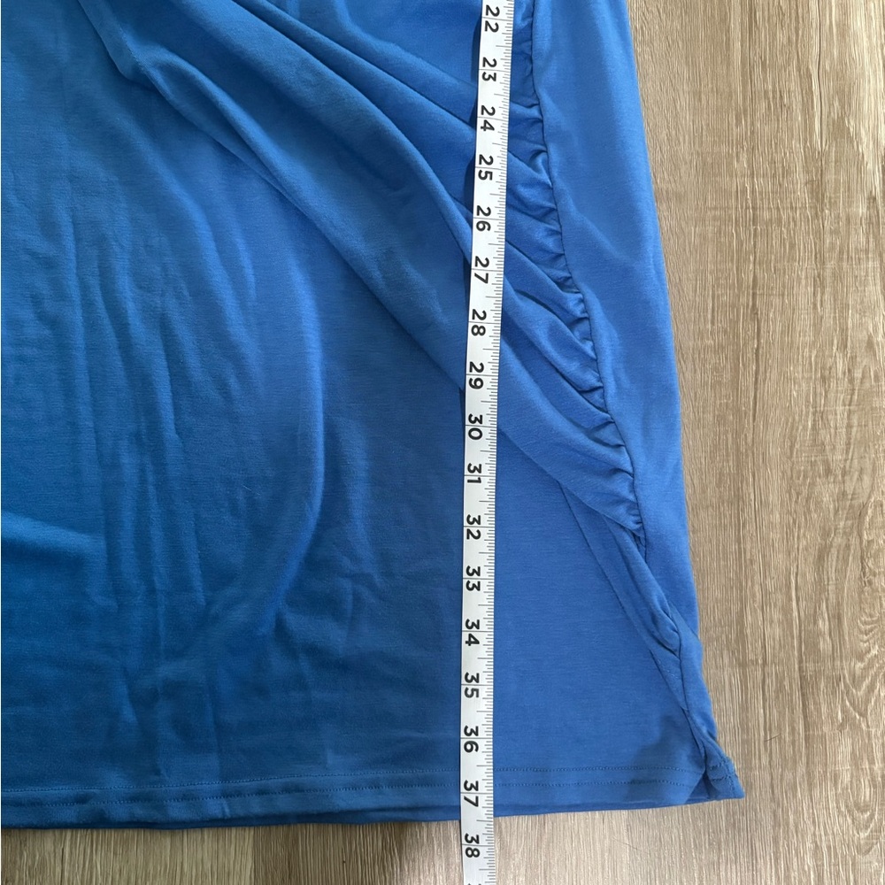Women’s Royal Blue Midi Knot-Detail Dress
Womens Size L NWOT - Picture 3 of 4